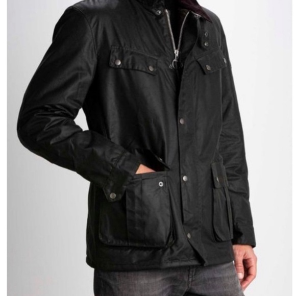 Barbour waxed coat MUST GO - Picture 3 of 8